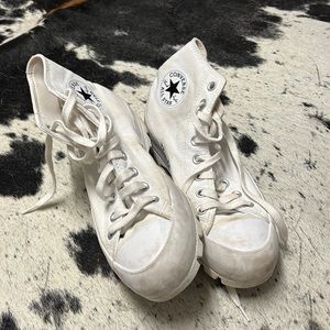 Chunky Hightop Converse